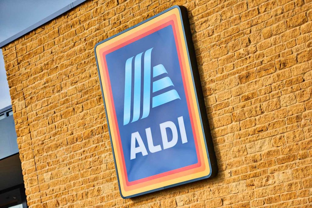 aldi exterior