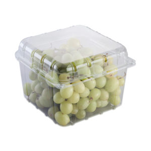 clamshell punnet with grapes