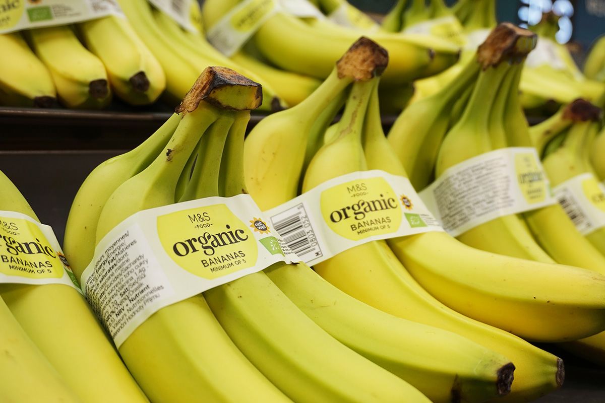 custom food packaging, M&S organic banana bands